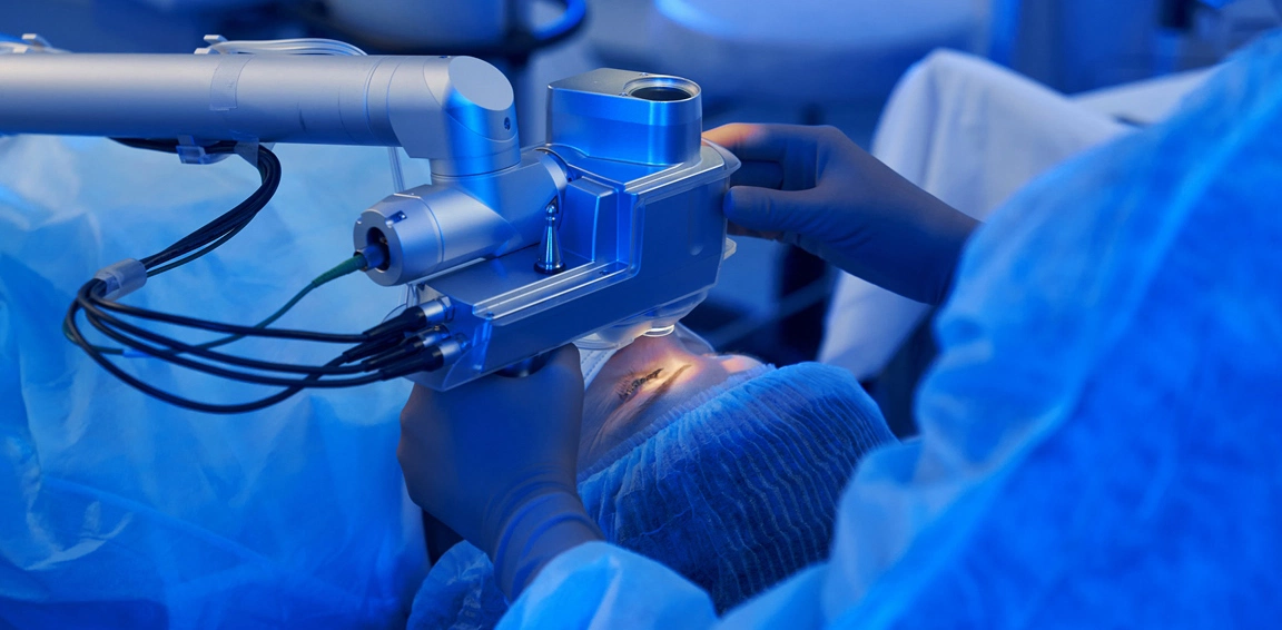 Вернуть зрение за секунды: SMILE, SMILE PRO, СмартСайт или CLEAR?